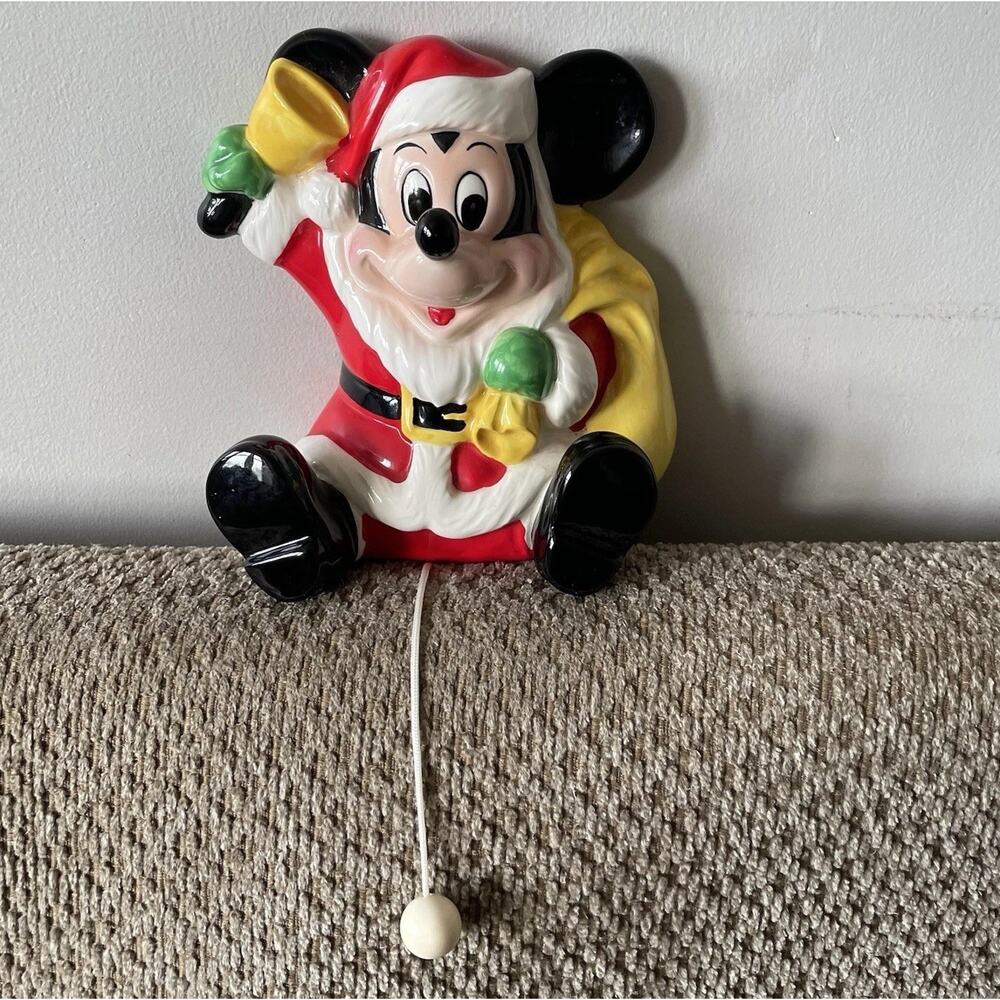 Vintage Musical Ceramic Mickey Mouse Santa Wall Hanging Figurine Disney Japan - Picture 1 of 10